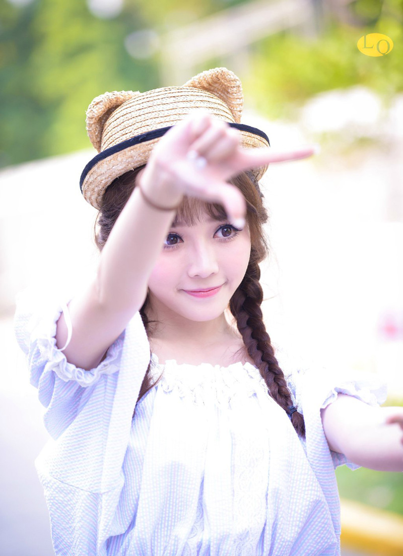 多少人以友谊的名义，爱着一个人！